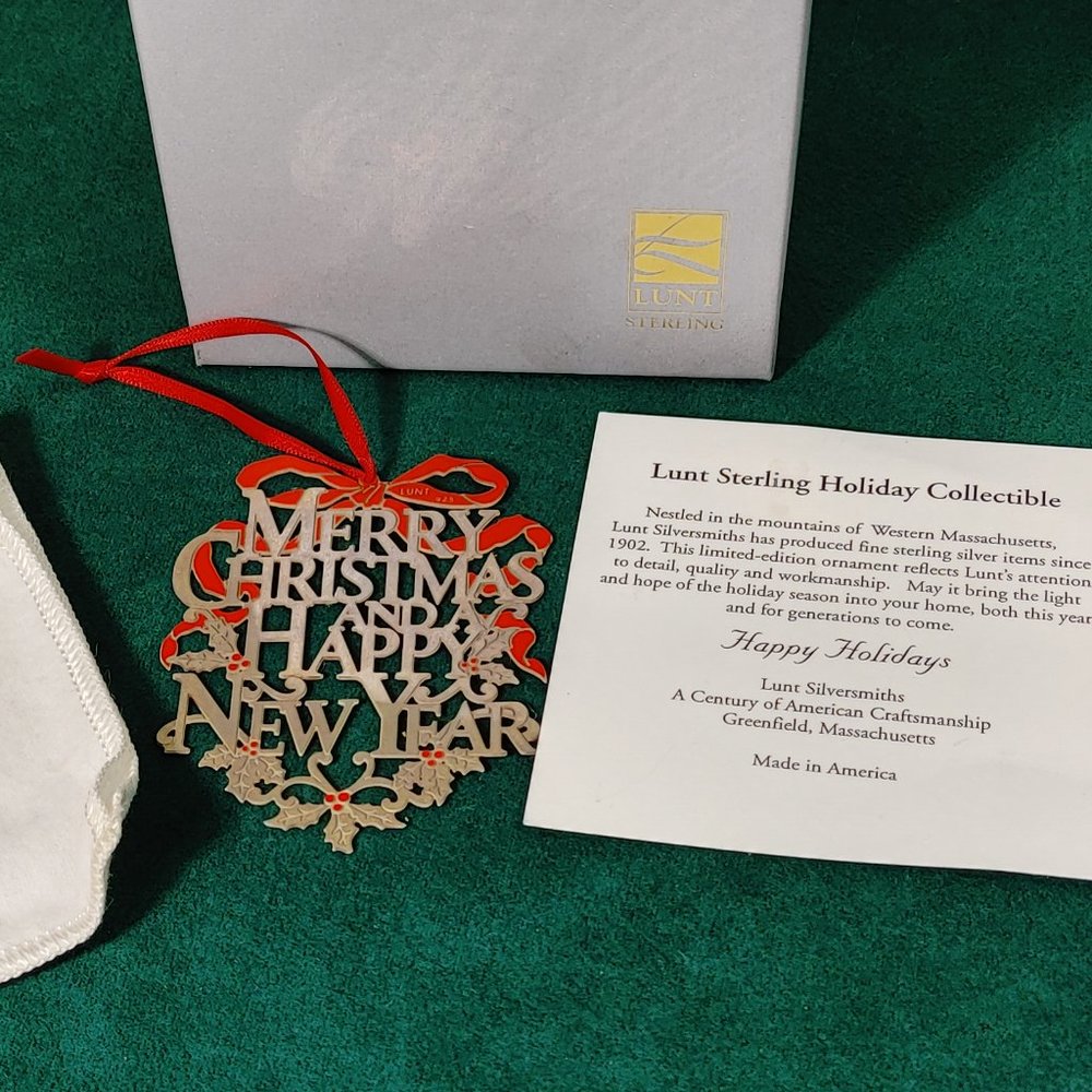LUNT SILVER HOLIDAY ORNAMENT